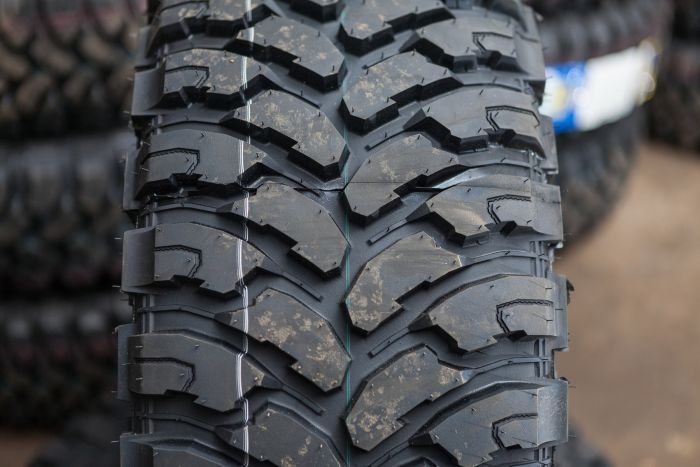 Comforser CF3000 33x12.50R15LT