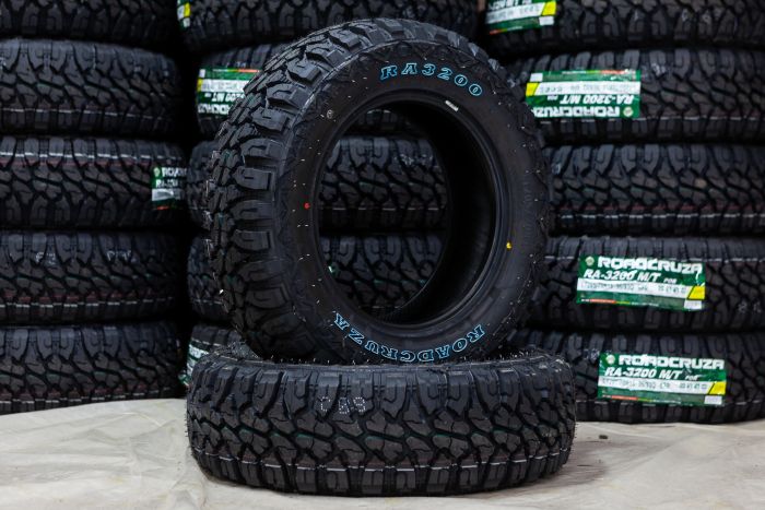 Roadcruza RA3200 LT205/70R15
