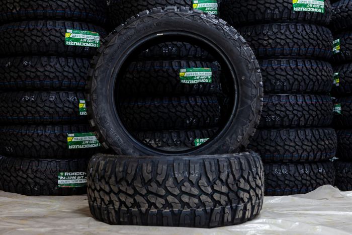 Roadcruza RA3200 37x13.50R24LT
